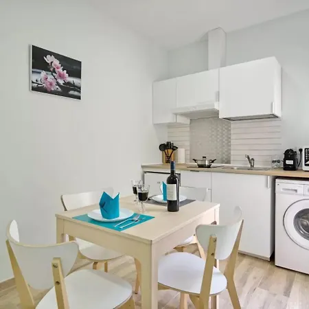 Aparthotel Umihouse Centro 3*