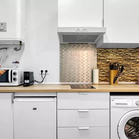 Umihouse Centro Aparthotel 3*